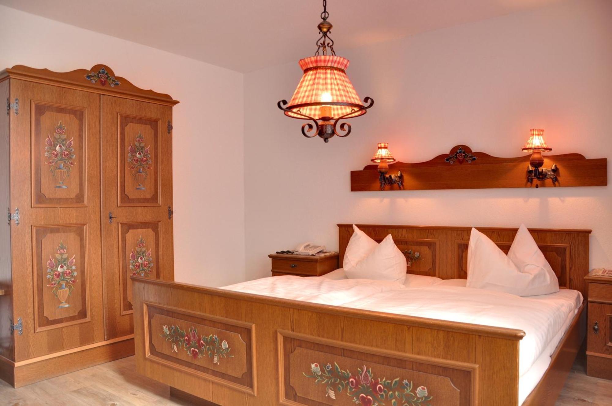 Hotel Schwalenberger Malkasten Schieder-Schwalenberg Екстериор снимка